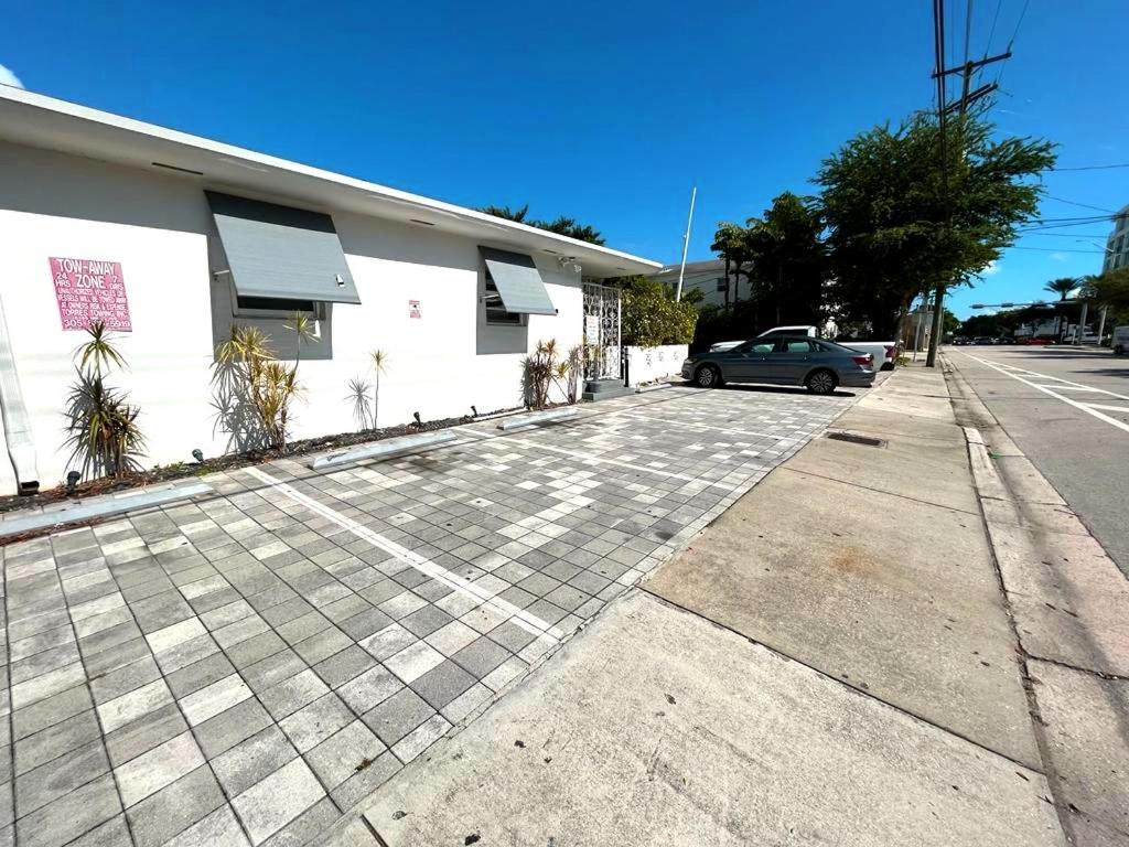 Charming In Prime Location Apartment *
